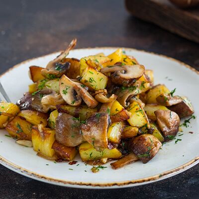 Картофель с грибами в Луна по цене 504 ₽