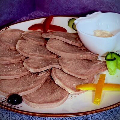 Язык с хреном в Кафе Халяль по цене 540 ₽