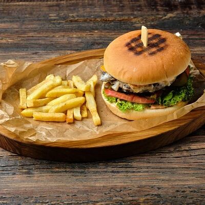 Бургер Фирменный Барак О Мама в BARak O’Mama по цене 490 ₽