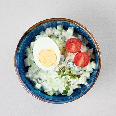 Салатик из огурчика с курочкой в Василек по цене 240 ₽