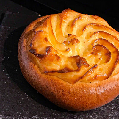 Ватрушка с творогом в Пекарня Буханка по цене 75 ₽