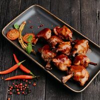 Крылышки острые BBQ в Amster Bar