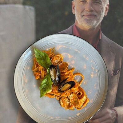 Тальятелле с морскими гадами в соусе наполи в Dolce Nonna по цене 780 ₽