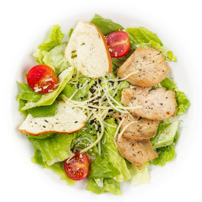 Цезарь с цыпленком в Перчини на огне по цене 470