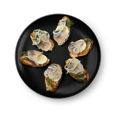 Закуска бутербродная с сельдью в Шашлыкоff по цене 400 ₽