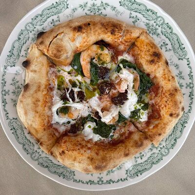 Мини пицца с креветками и страчателлой 20см в Мари по цене 450 ₽