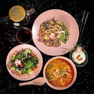 Понедельник в Mamoru по цене 919 ₽