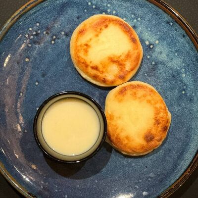 Сырники со сгущенкой в Нобель по цене 220 ₽