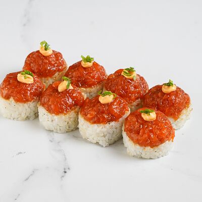 Тартар с лососем в Ёбисан по цене 1119 ₽