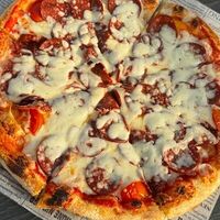 Пеперони в Flamin