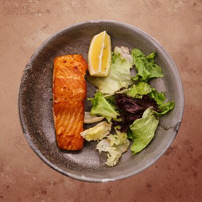 Стейк из форели в The Pivo по цене 850 ₽