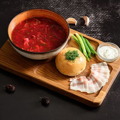 Борщ с говядиной в BierBurg по цене 449 ₽