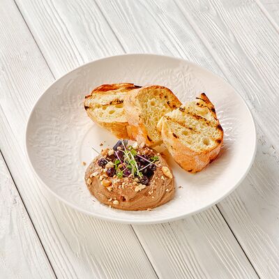 Пате из печени цыпленка в Пармезан по цене 595 ₽