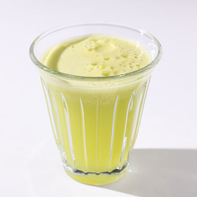 Сельдереевый фреш в АВЛИ бистро по цене 450 ₽