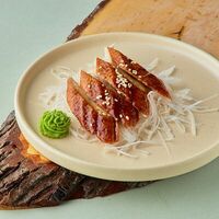 Сашими Угорь в Двор Помидор