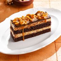 Шоколадный торт с арахисом и карамелью в ЛарисуВаннуХочу
