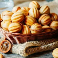Орешки с вареной сгущенкой в Три печки