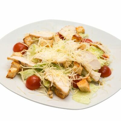 Цезарь с курицей в Кафе на развилке по цене 594 ₽