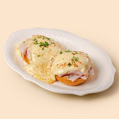 *Бенедикт с окороком в Jam burgers and breakfast по цене 855 ₽