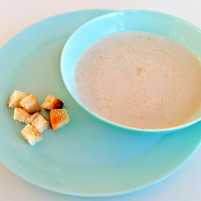 Грибной крем-суп с гренками в Orisushi по цене 280 ₽