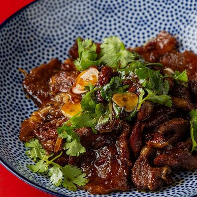 Томленые говяжьи ребра с карамелизированной тыквой в Китайская грамота по цене 1200 ₽