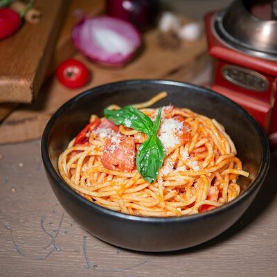 Паста с треской и лососем в Пармезан и пури по цене 495 ₽