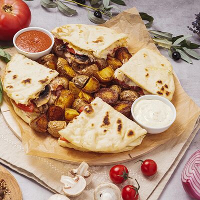 Скепасти с курицей и ананасами в Пицца и Скепасти по цене 840 ₽