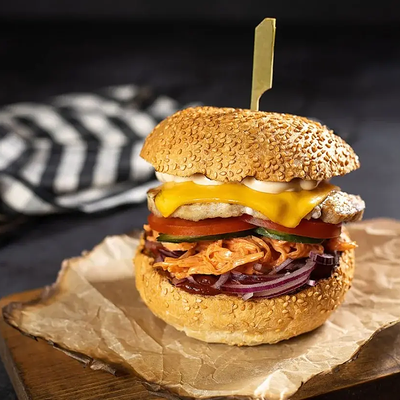 Бургер Куриный Острый в КрафтБургерБар по цене 540 ₽