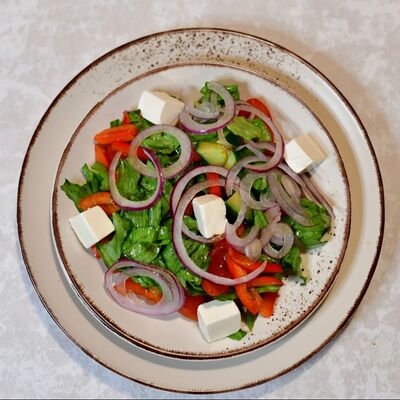 Греческий салат в Давид по цене 330 ₽