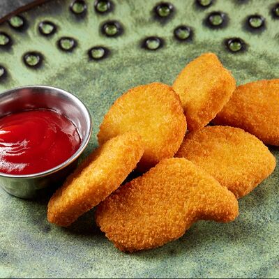 Наггетсы куриные с кетчупом в ресторан 