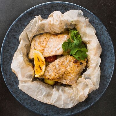 Судак, запеченный в пергаменте в Брынза по цене 820 ₽