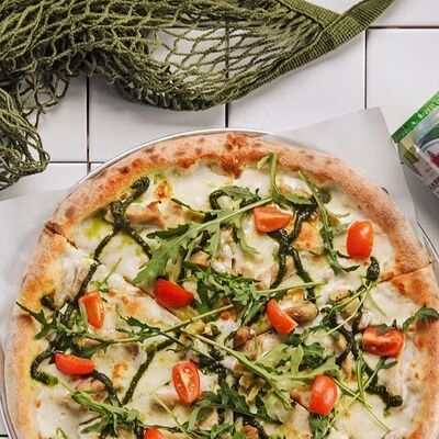 Пицца Чикен пестов RAGAZZI pizza shop по цене 999 ₽