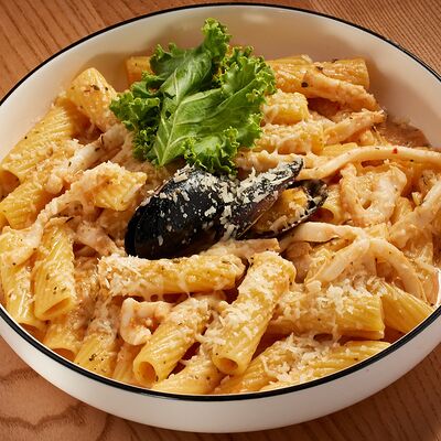 Паста с морепродуктами и розовым соусом в COFFEEПЕЙ по цене 589 ₽