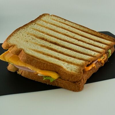 Сэндвич с тунцом в Просто кофе по цене 290 ₽