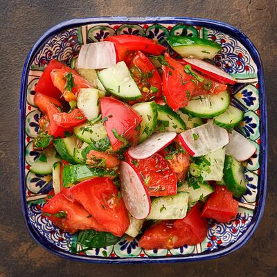 Салат Чабан в Чайхана Пловчик по цене 420 ₽