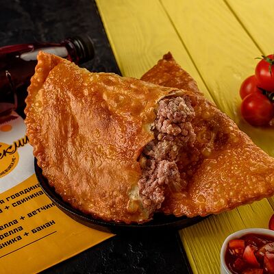 Чебурек Сочный в Чебурекми по цене 320 ₽