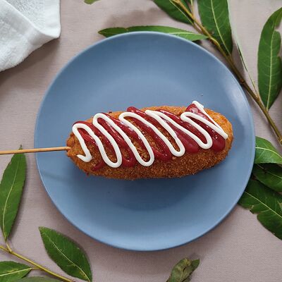 Корн-дог Чиз в Кафе тайской еды по цене 290 ₽