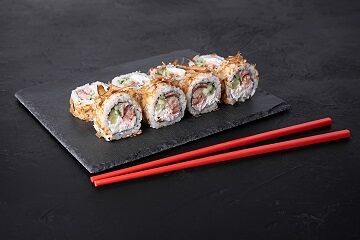 Бонито ролл в Sushiman по цене 330 ₽