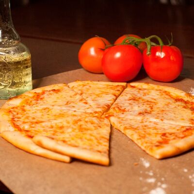 Пицца Маргарита в Фермер и кулинар по цене 450 ₽