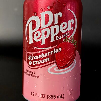 Dr. Pepper Strawberries & Cream в жестяной банке в #BEEFштекс по цене 239 ₽