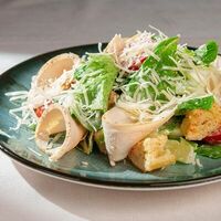 Цезарь с креветками в Sarang