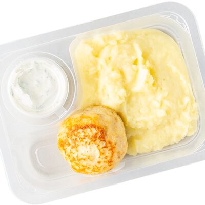 Пожарская котлета с картофельным пюре и маринованным огурцом в ВЛАВАШЕ по цене 340 ₽