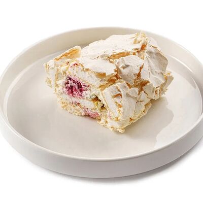 Фисташковый (меренговый) рулет с малиной в Лаваш36 по цене 240