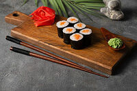 Ролл с лососем в SushiKent