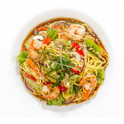 Тай нудлс с креветками в Перчини на огне по цене 510