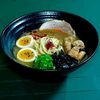 Перечный рамен с курицей и cвинoй грудинкой в Miso izakaya по цене 520