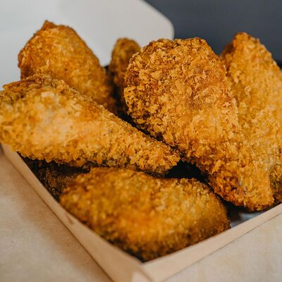 Куриные крылышки острые S в Bira Market по цене 208 ₽