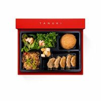 Ланч с гедзами и тяханом в Тануки