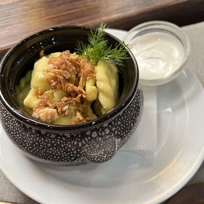 Вареники с картофелем и беконом в Добролюбово по цене 380 ₽