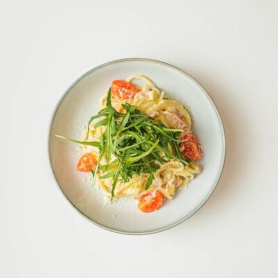 Спагетти Карбонара в Ваниль по цене 640 ₽